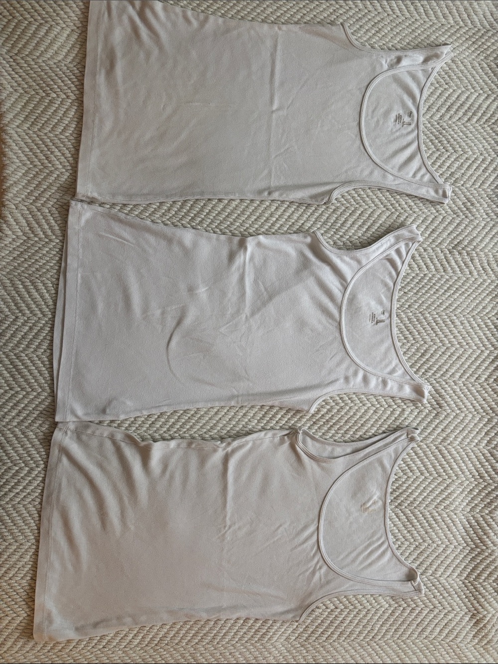 5/$15! GAP white tank tops-set of 3. Size small